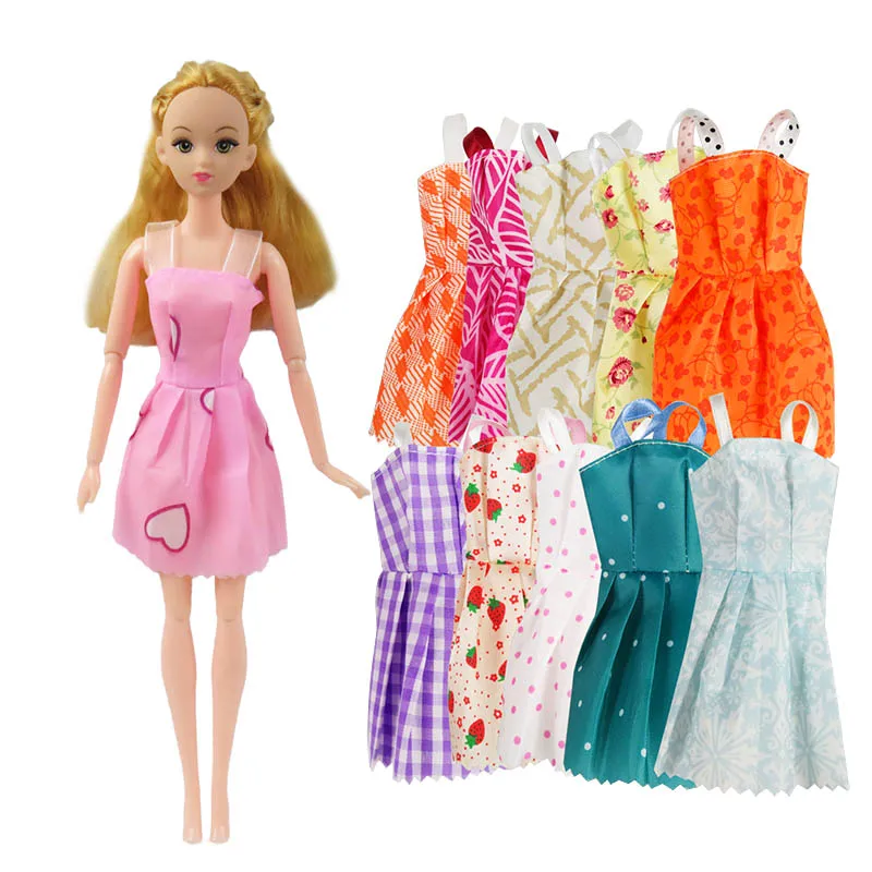 Mješovite Sorte, 10 kom., Moderan Mini-haljina je Ručni Rad, Lutkarska Odjeća, Kratka Suknja + 10 Cipele, Dječje Darove, Igračke za Barbie Lutke Pribor Slika 3