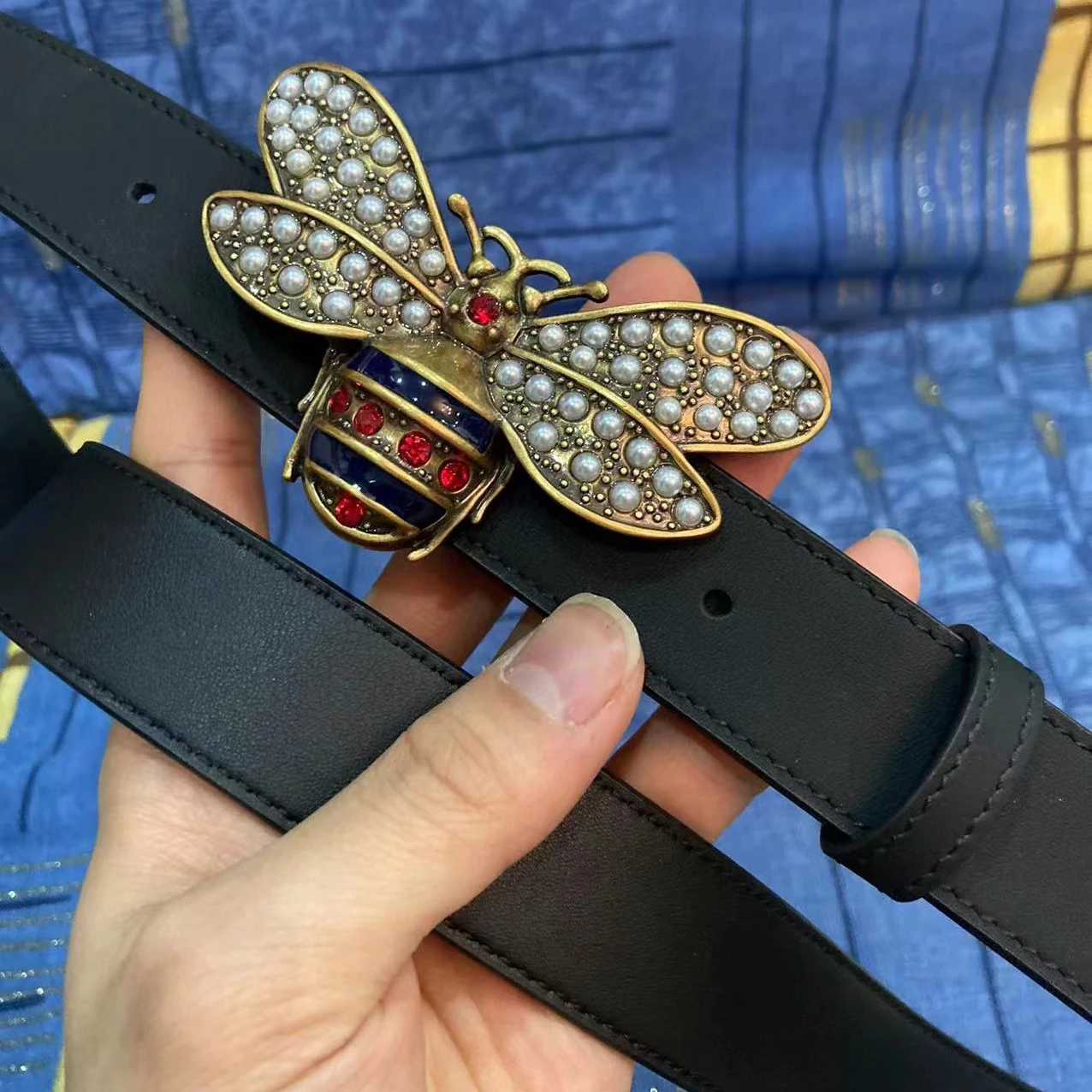 Novi High-end Luksuzni Brand Unisex, Prvi Sloj bičevati, Biserno-Crveni Dijamant, Ukras u obliku Pčele, 2,4-3,8 cm, Traper Hlače, Pojas Slika 1