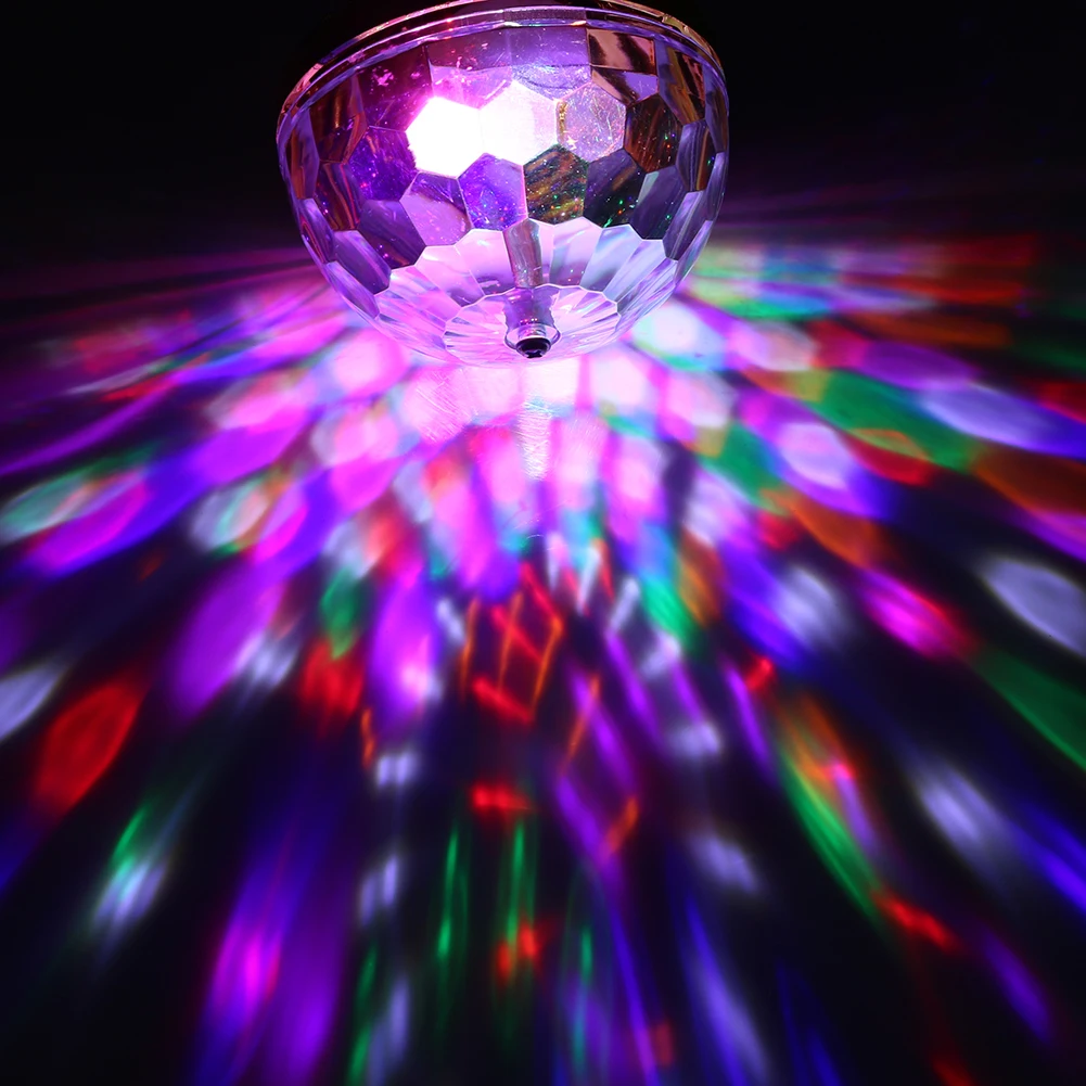 6 W Crystal Magic ball Svjetlo E27 Rotirajući RGB LED Scenski Efekt Žarulja Žarulja Klub DJ Dance Party Mini Atmosferske Lampa Projektora Slika 1