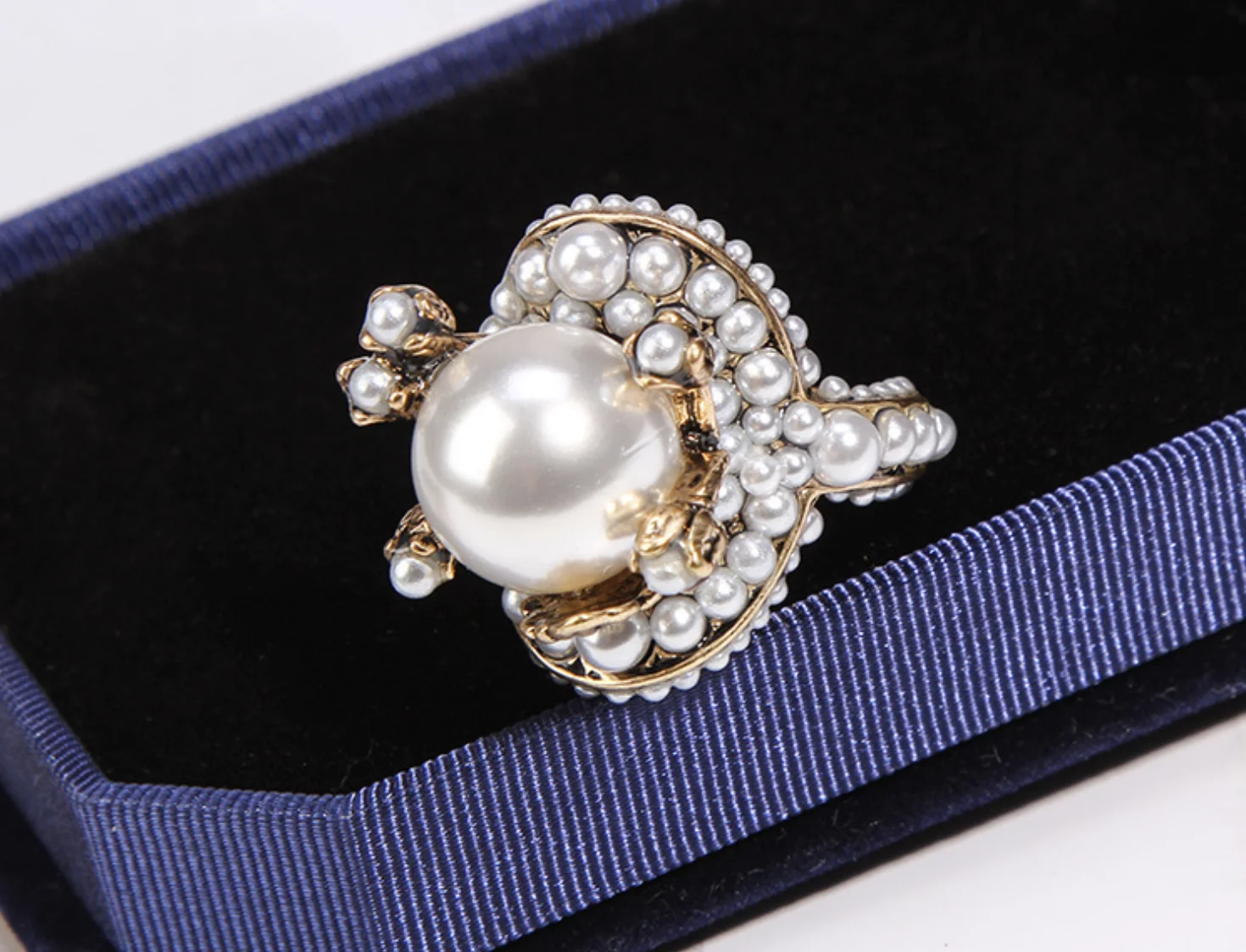 Berba pribor za prstenje, donje prsten sa biserima u cvjetnim stil, modni nakit za temperamenta, zaručnički prsten za žene Slika 2
