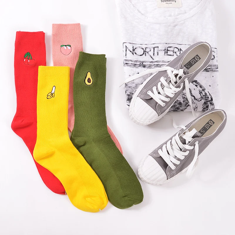 Novi korejski Čarape S riskirati, Duge Pamučne čarape S Vezom U retro stilu, Slatka Udobne Čarape s Uzorkom Voća, Banane, Trešnje, Kruške Slika 1