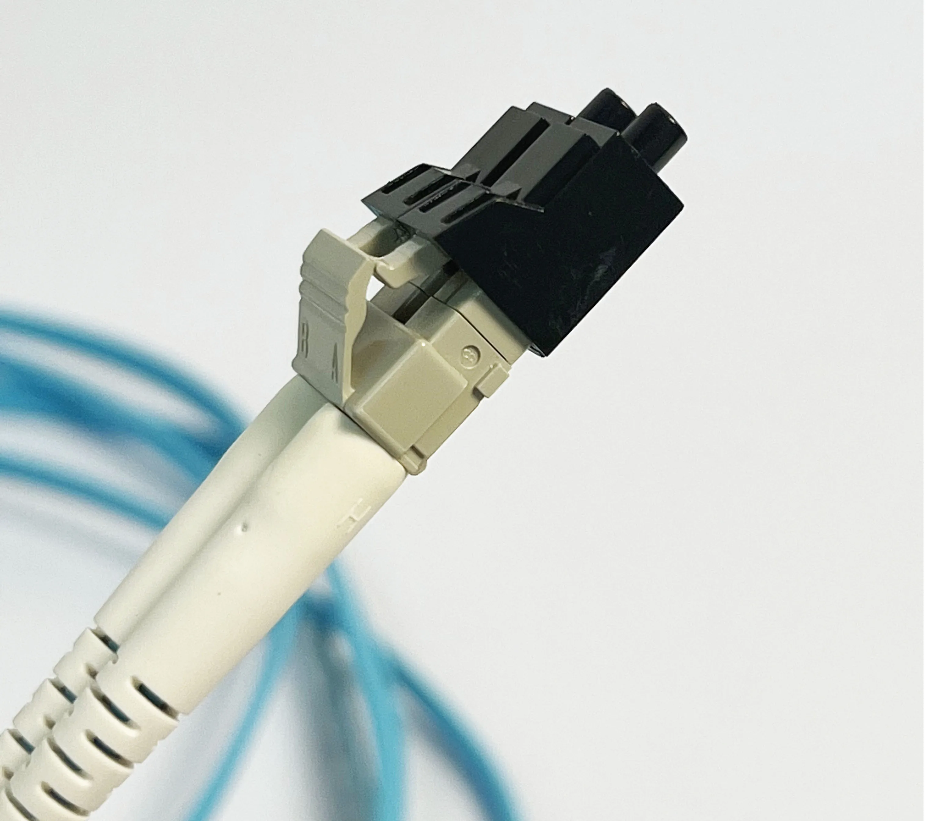 2 M LC na LC Оптоволоконному соединительному kabel 10G multi-mode Двухшпиндельный OM3 PVC 2,0 50/125 Slika 5
