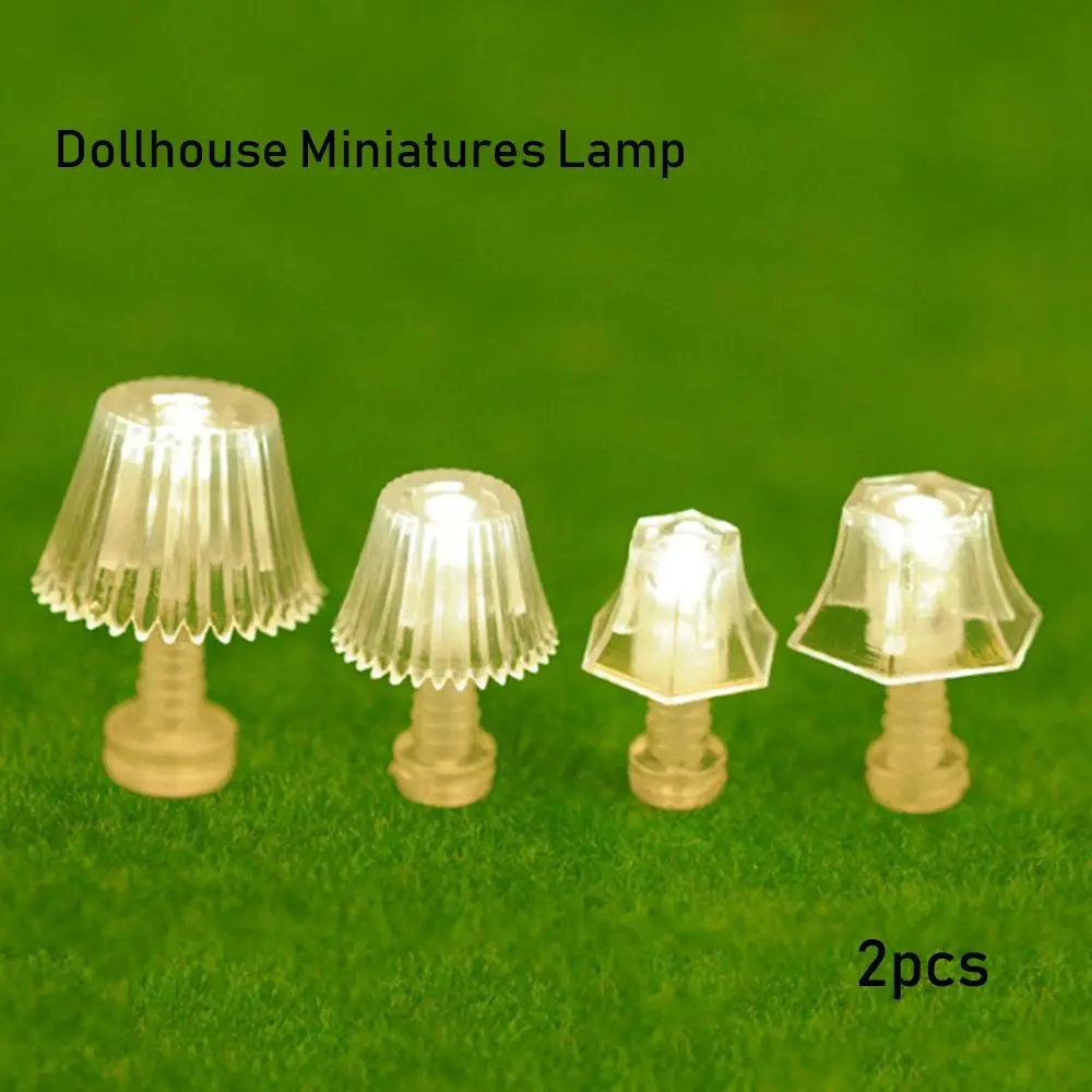 2 komada 1:20/1:25 Plastičnih Mini Rasvjeta Lampe Za Spavaće sobe Svjetiljke Dječji DIY Plišane Igračke Model dollhouse Minijature Pribor Slika 0